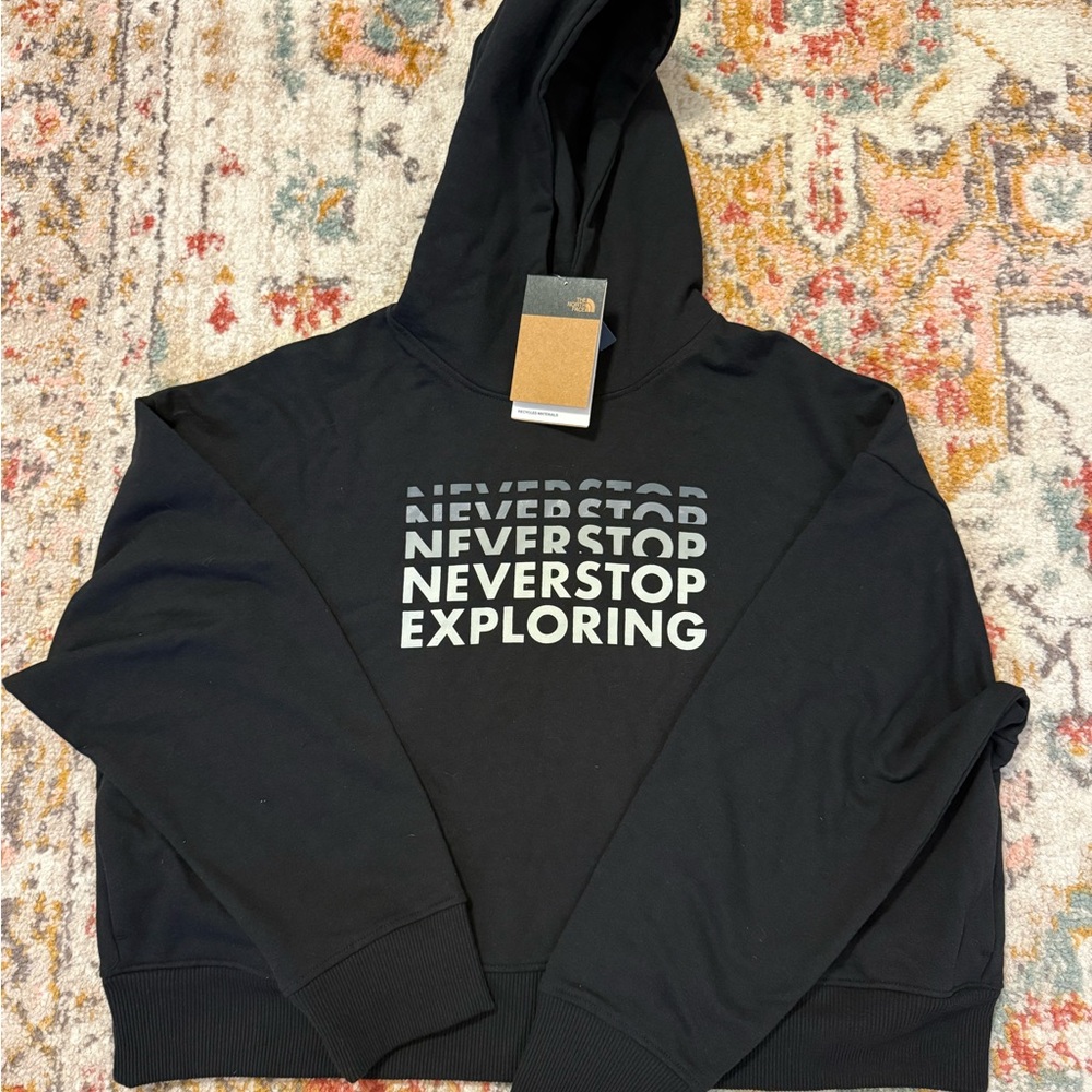 The North Face Never Stop Exploring Hoodie NWT
